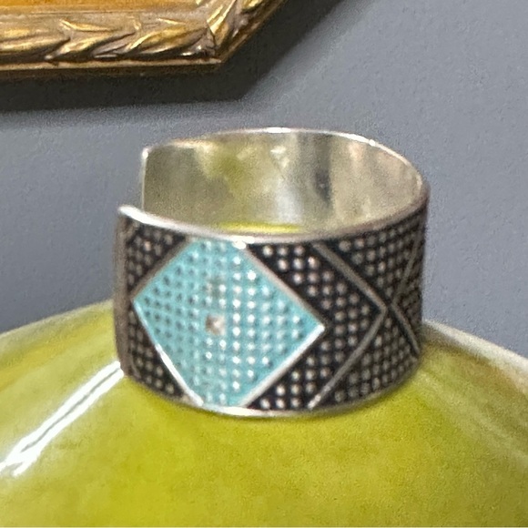 Montana Silversmiths Silver and Black Cuff Bracelet with Turquoise Accent. Solid - Picture 7 of 13